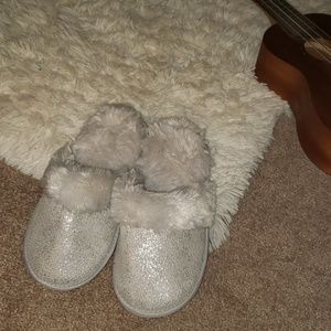 Slippers